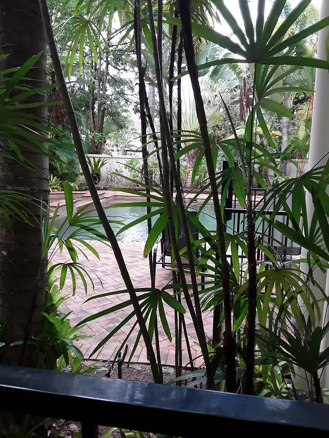 Casa Borghese Holiday Let Apartment Cairns Australia