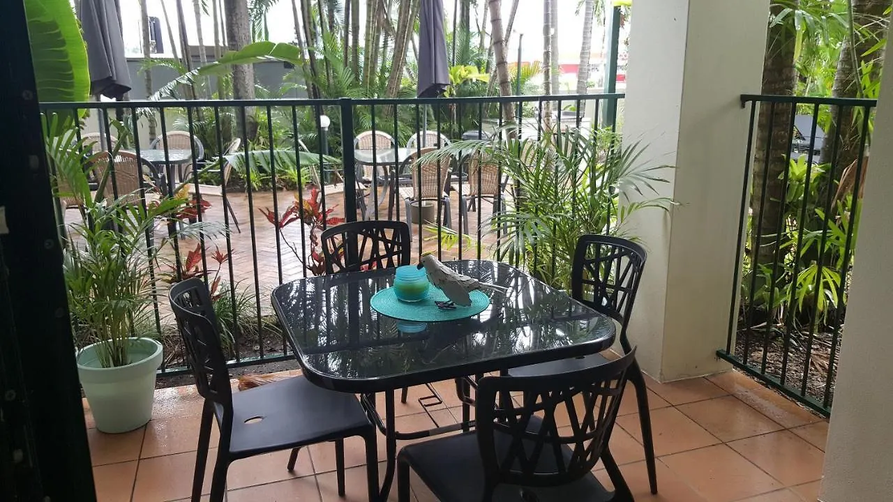 Casa Borghese Holiday Let Apartment Cairns Australia